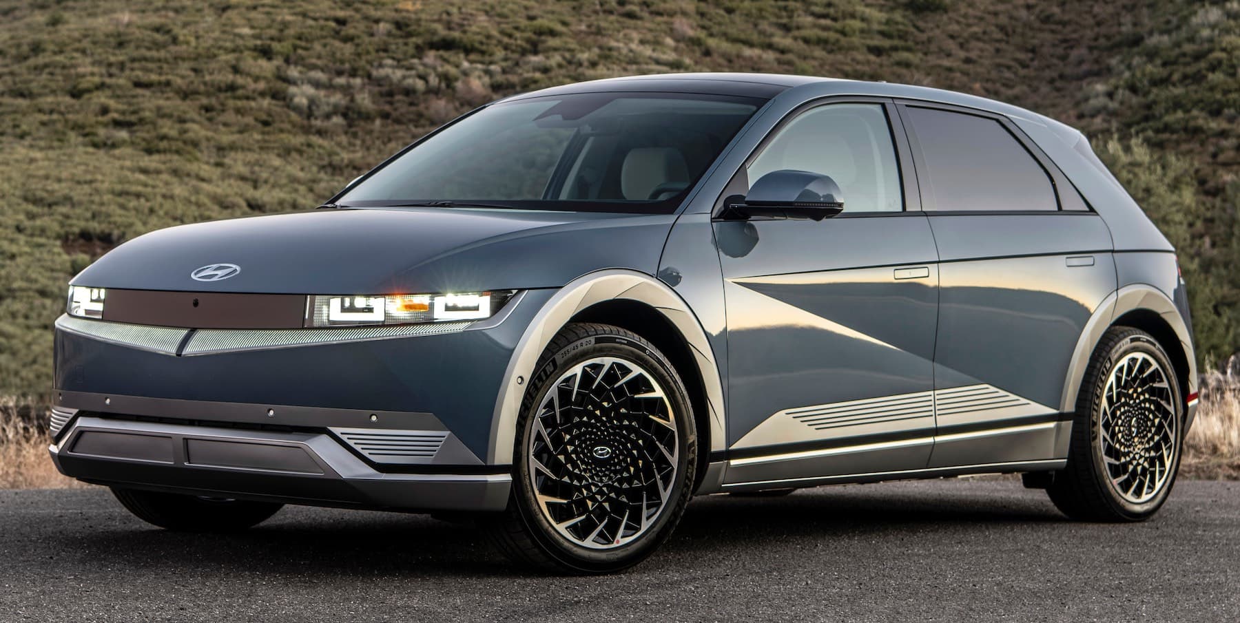 2022 Hyundai IONIQ 5 Limited AWD