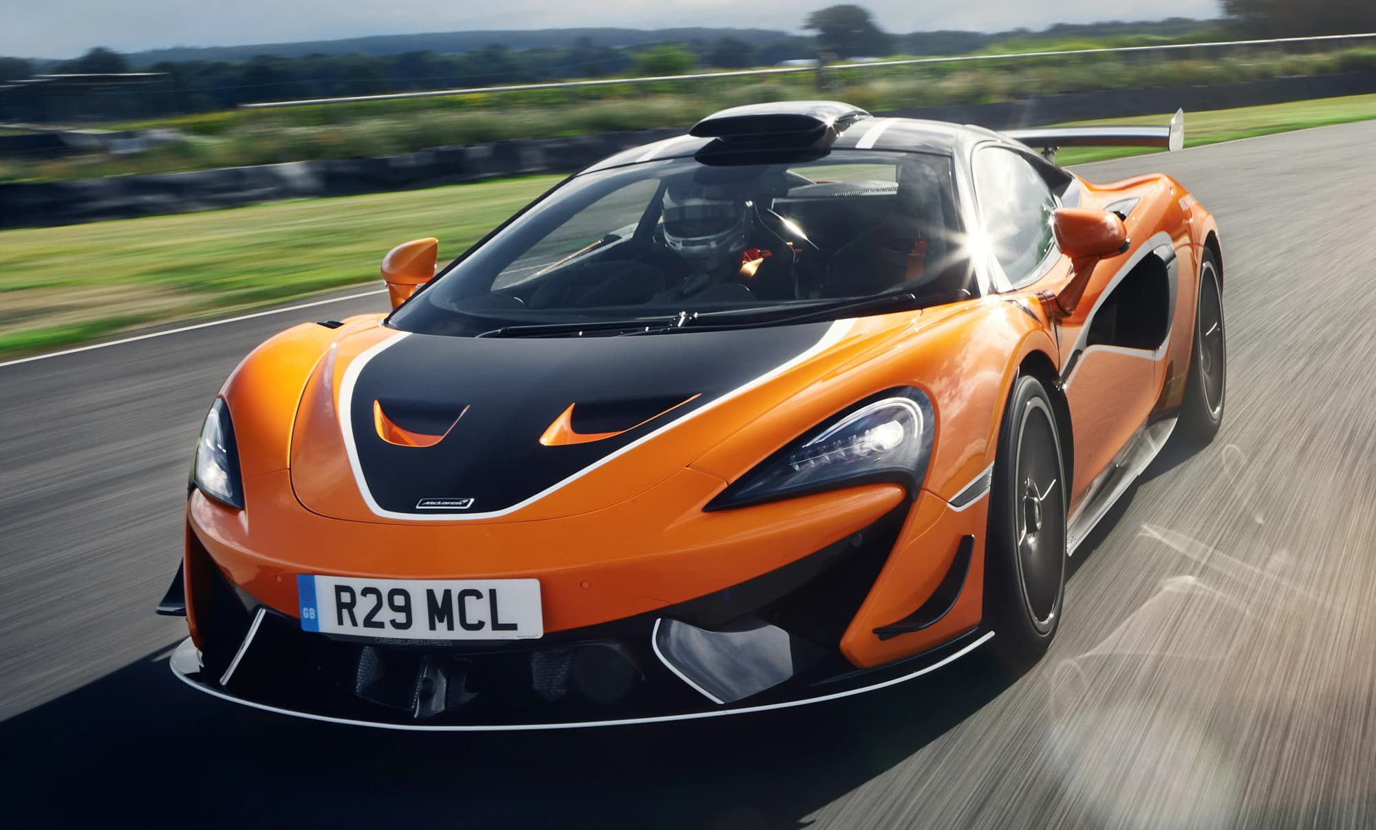 2021 McLaren 620R 2DR Coupe