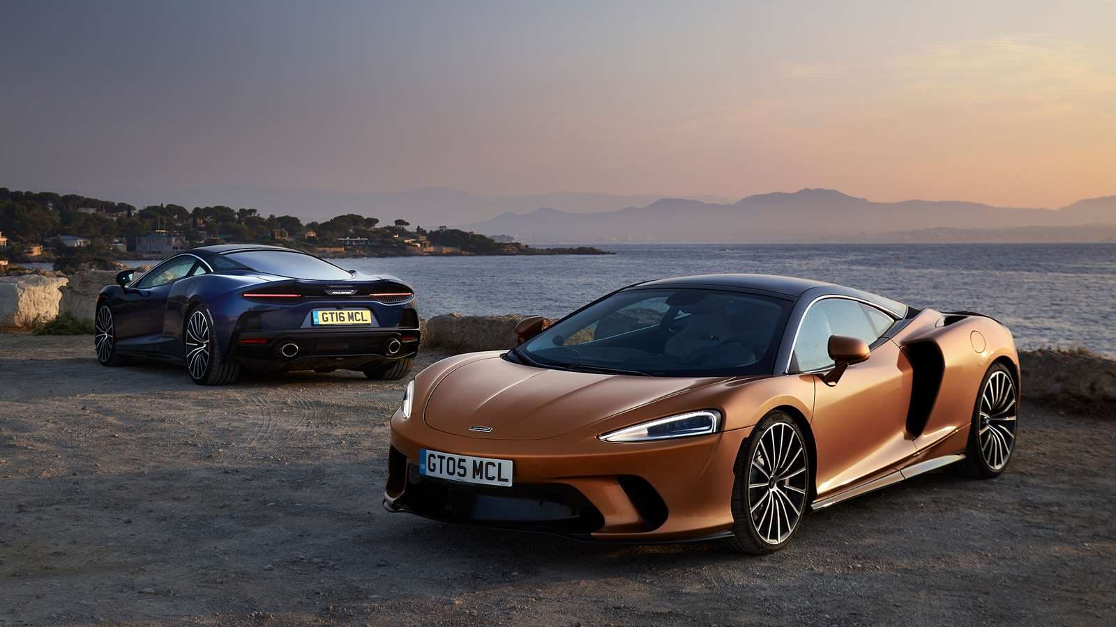 2020 McLaren GT Base 2DR Coupe
