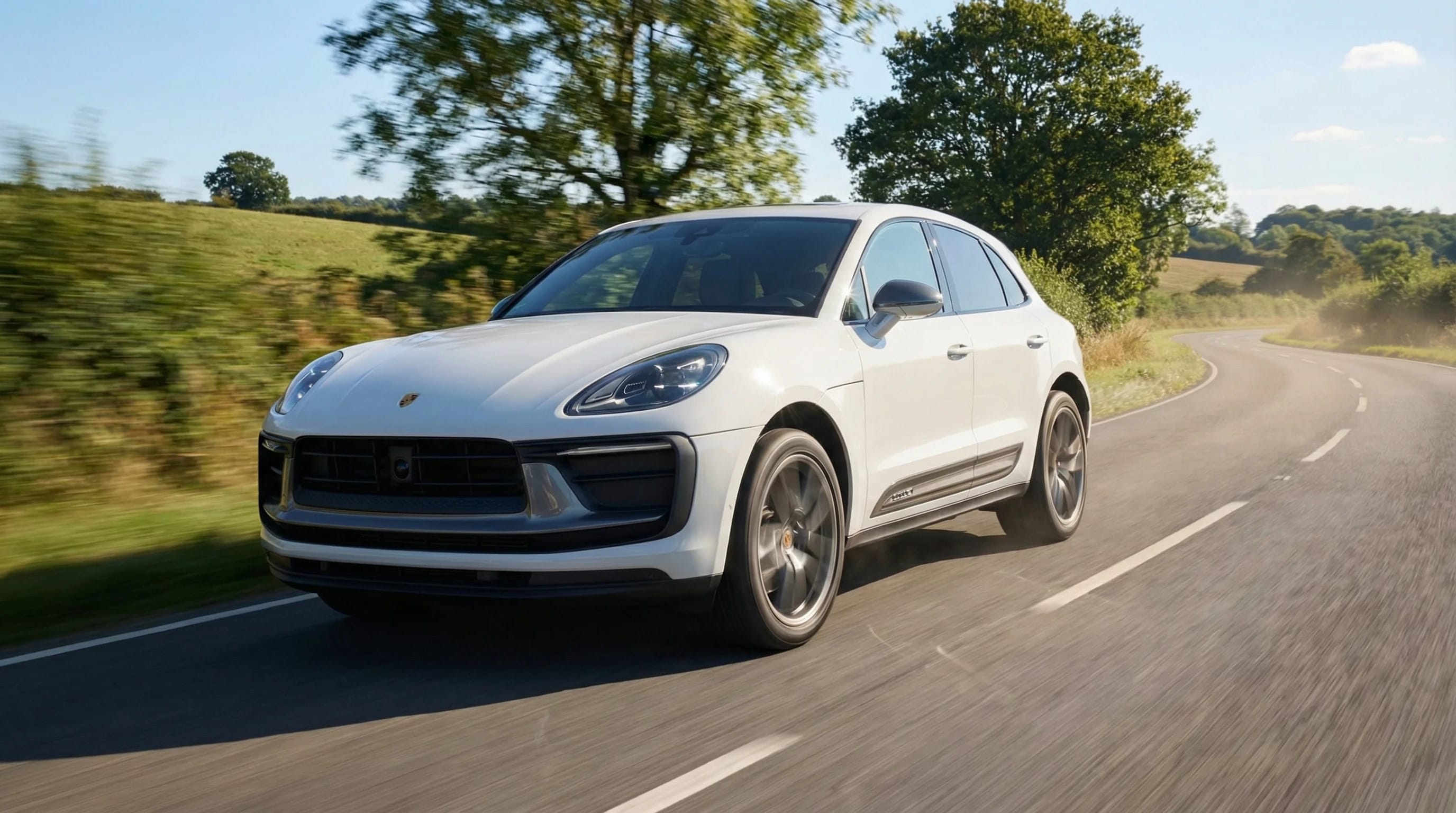 2025 Porsche Macan T AWD