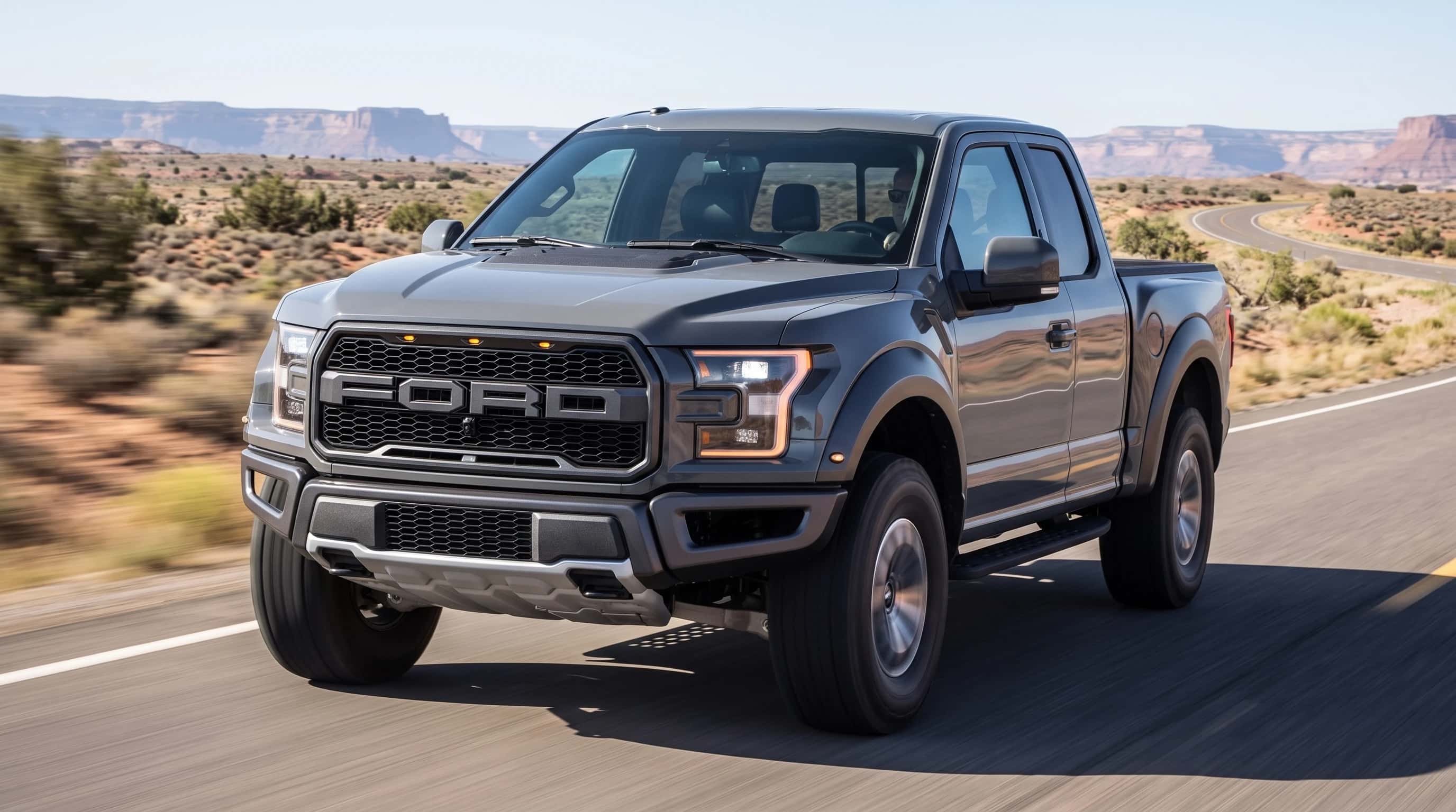 2020 Ford F-150 Raptor 4X4 Supercab Styleside 5.5 FT. BOX 133 IN. WB