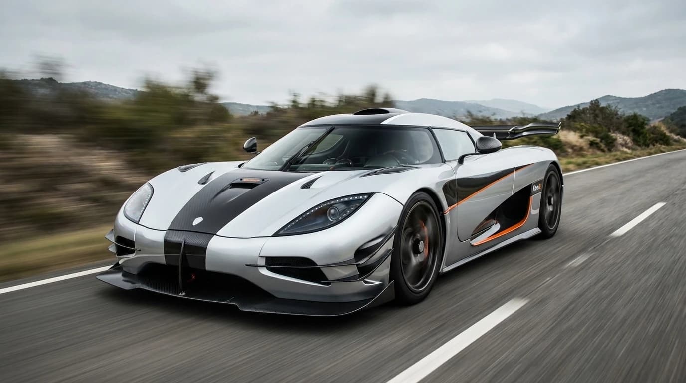 2015 Koenigsegg One:1 Base