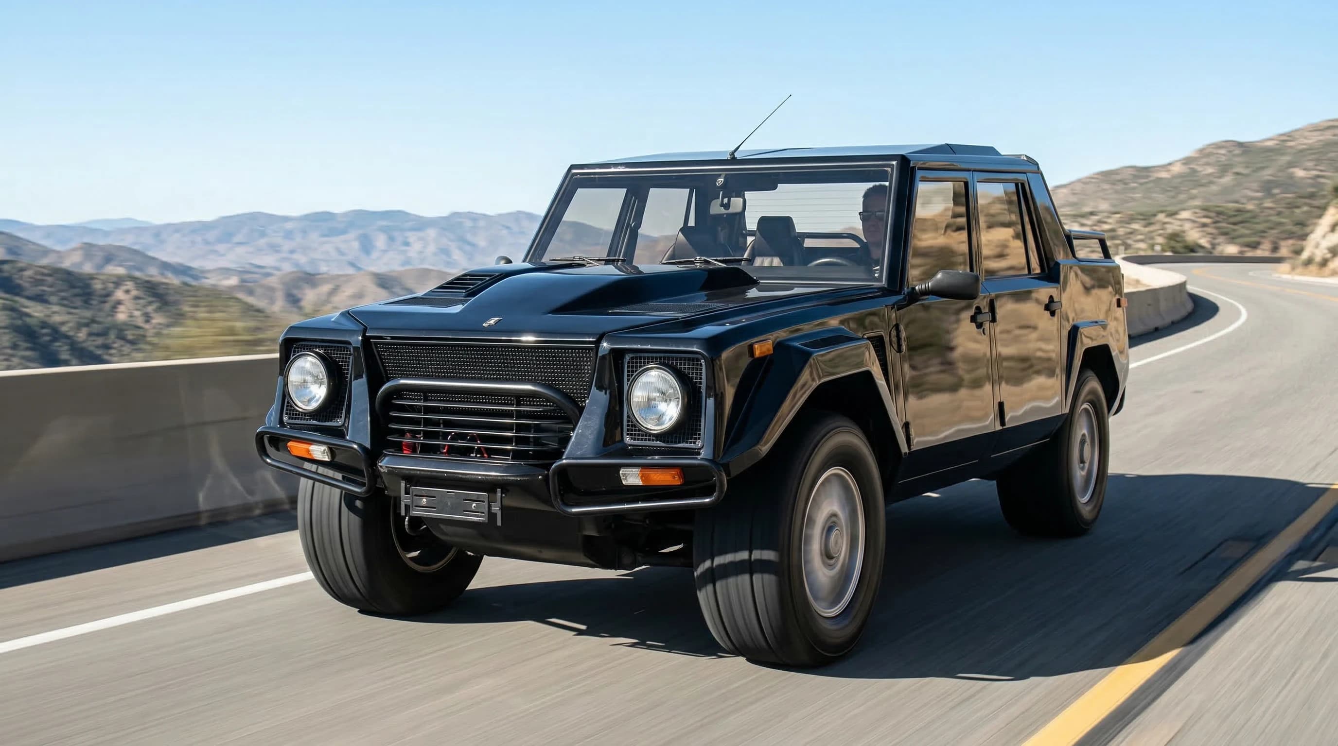 1993 Lamborghini LM002 Base