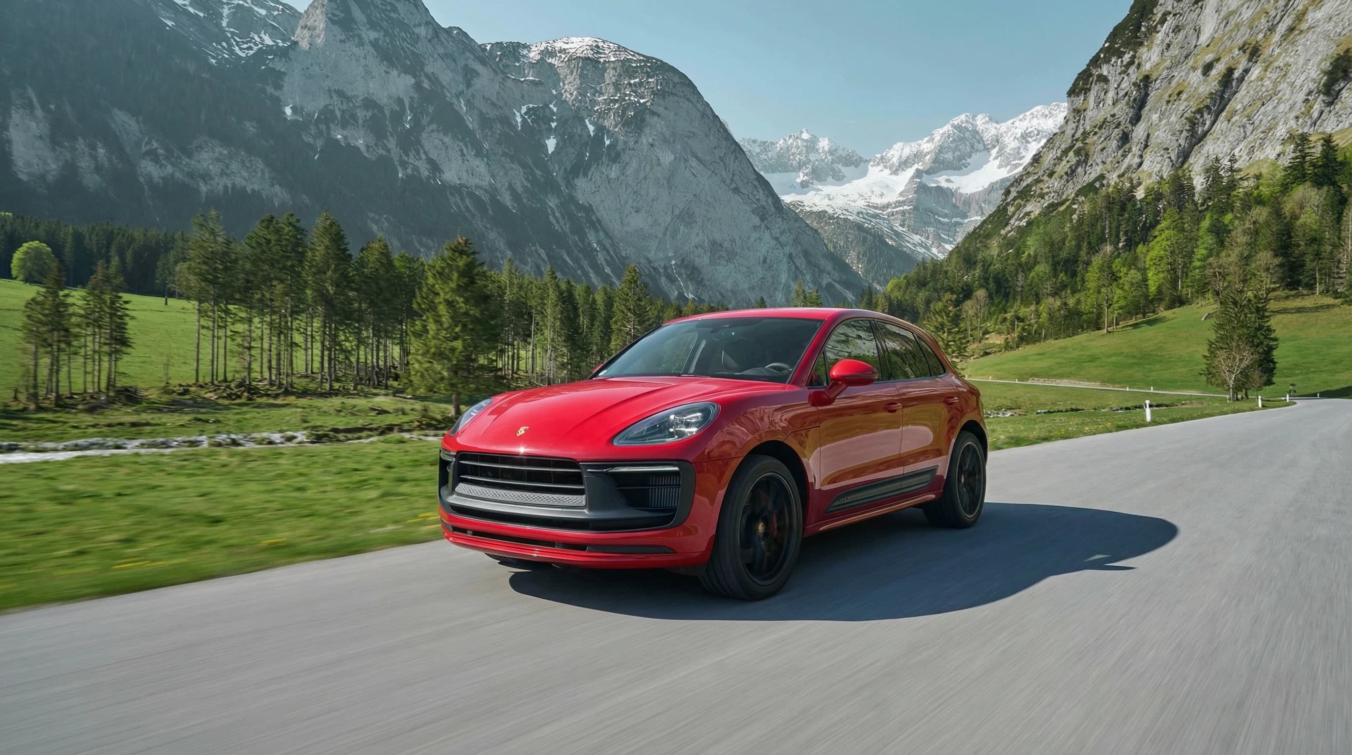 2026 Porsche Macan GTS AWD