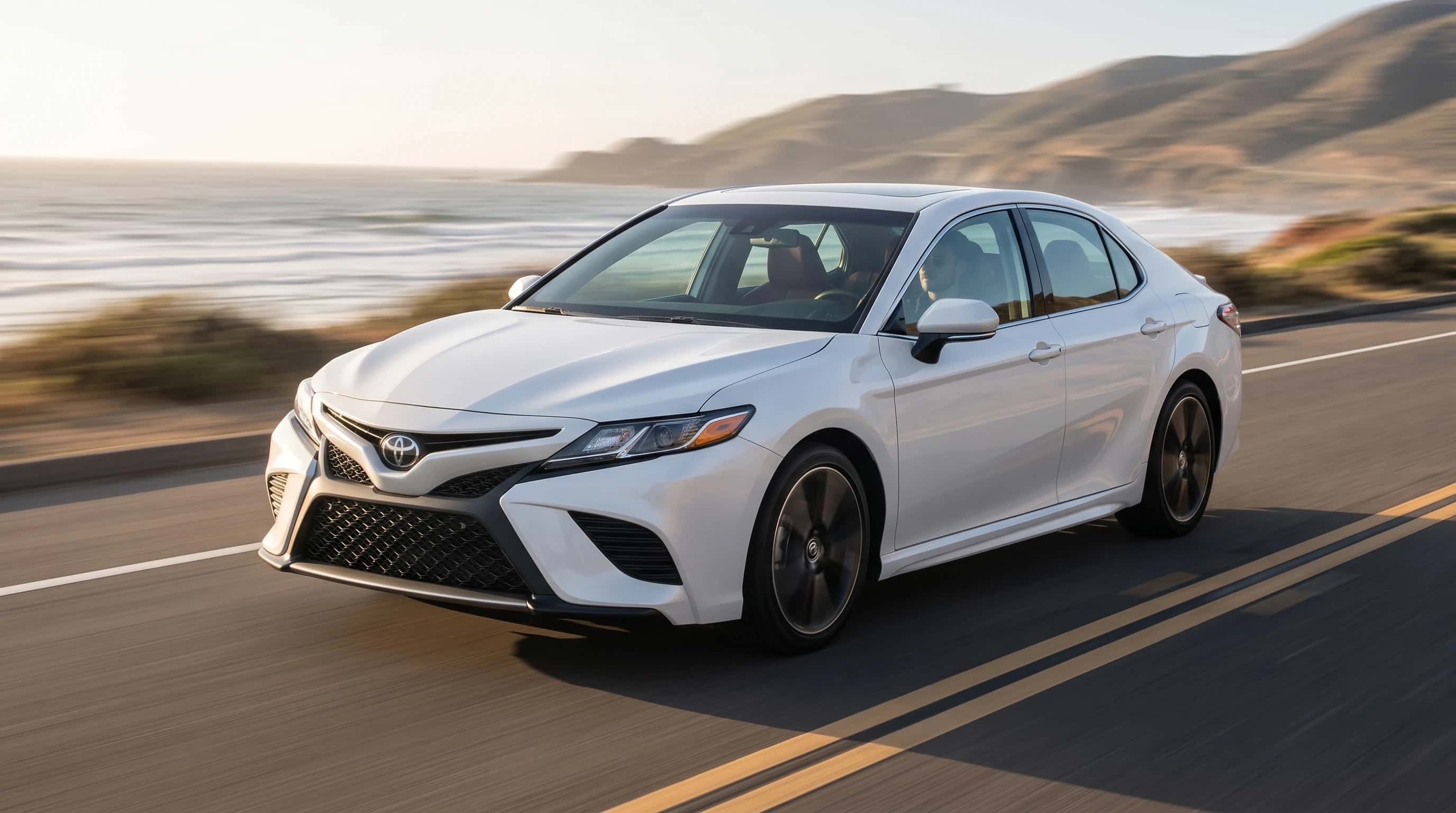 2020 Toyota Camry SE 4DR AWD Sedan