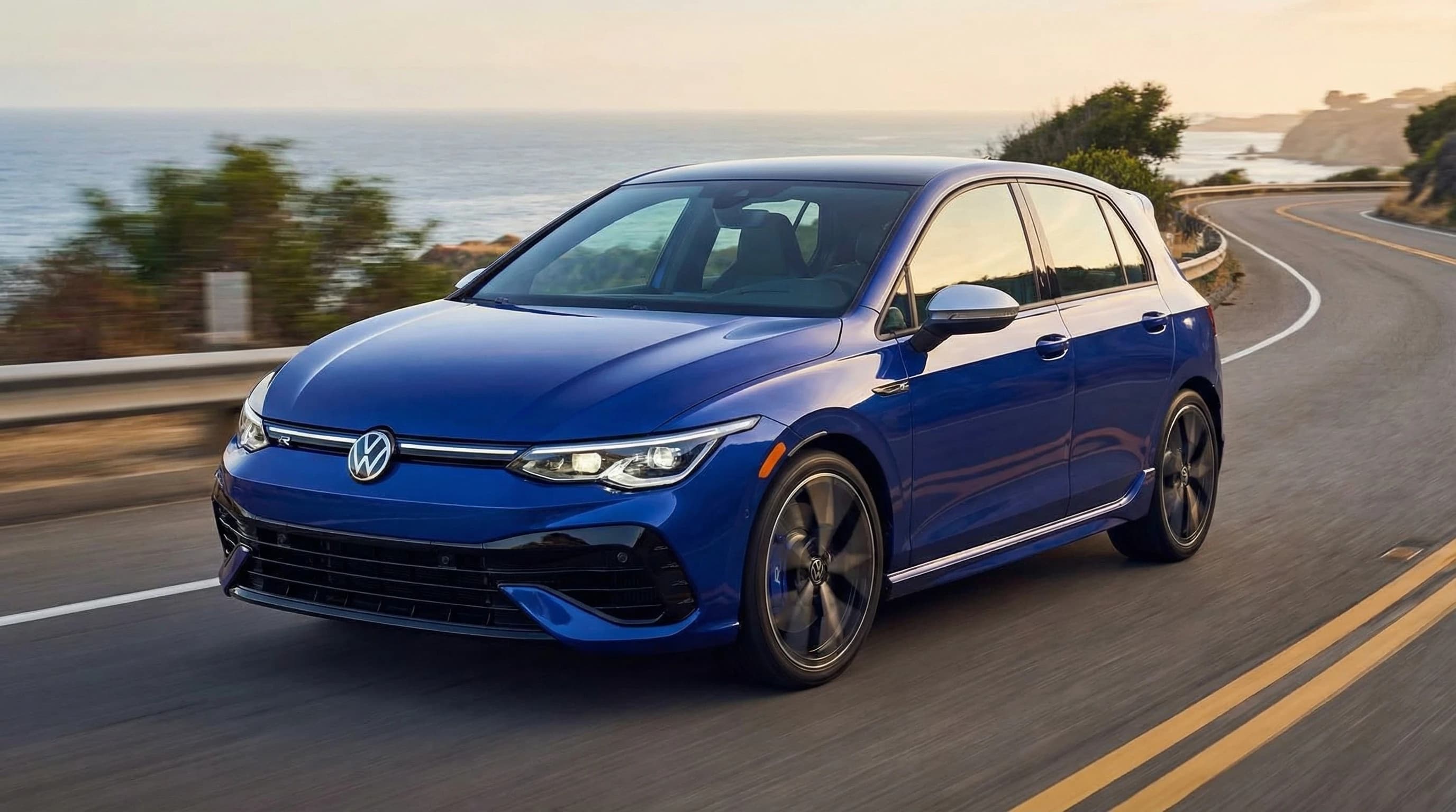 2022 Volkswagen Golf R 2.0T With DCC & Navigation (7-speed Auto)